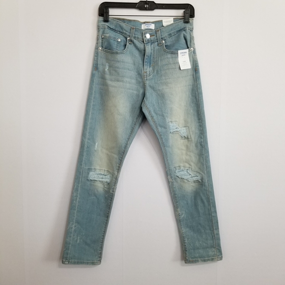NWT Denizen Levi's Light Wash Taper Jeans Size 16 Regular - Picture 1 of 11